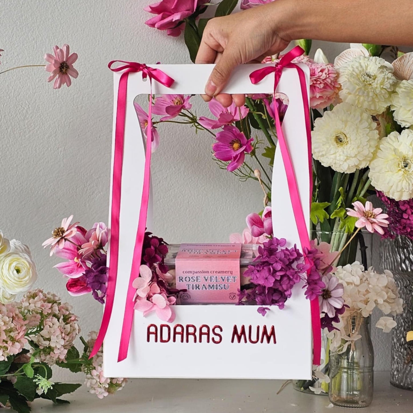 Deluxe Tiramisu & Flower Hamper
